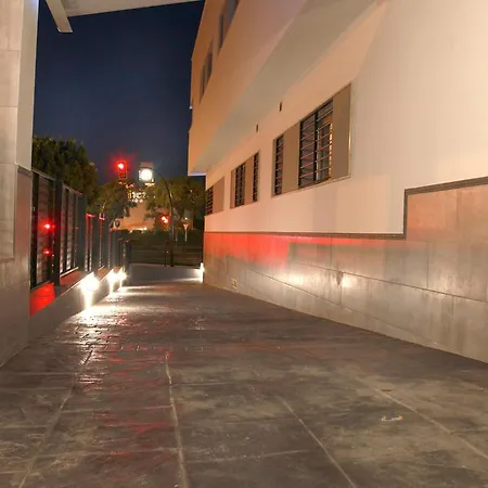 Dona Manuela בית הארחה